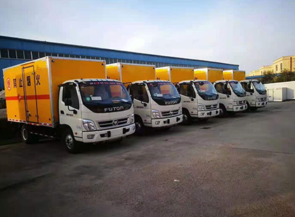 万载爆破器材运输车